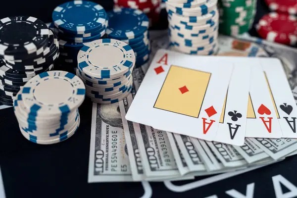 majapahit4d login mobile app on smartphone